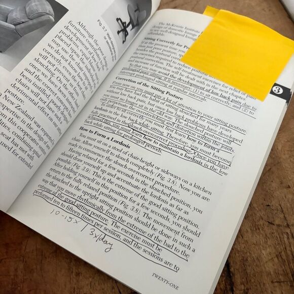 Treat Your Own Back by Robin McKenzie used book - Picture 6 of 8